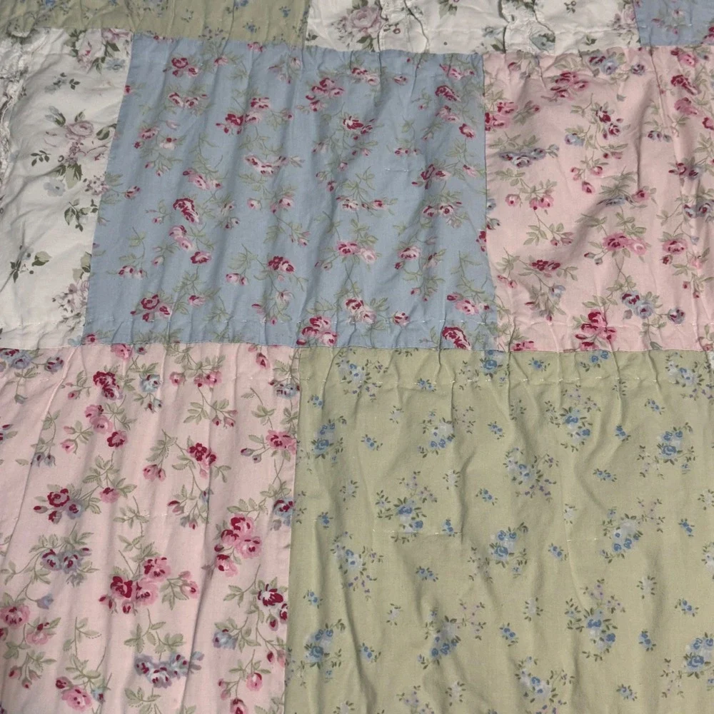 Simply Shabby Chic Pastel Patchwork Floral Reversible Cotton Quilt Full Queen